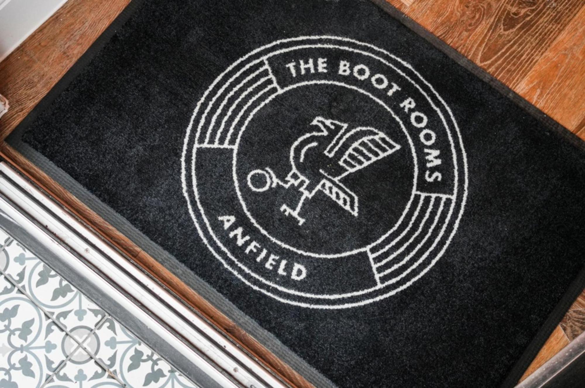 The Boot Rooms Anfield Liverpool Bagian luar foto